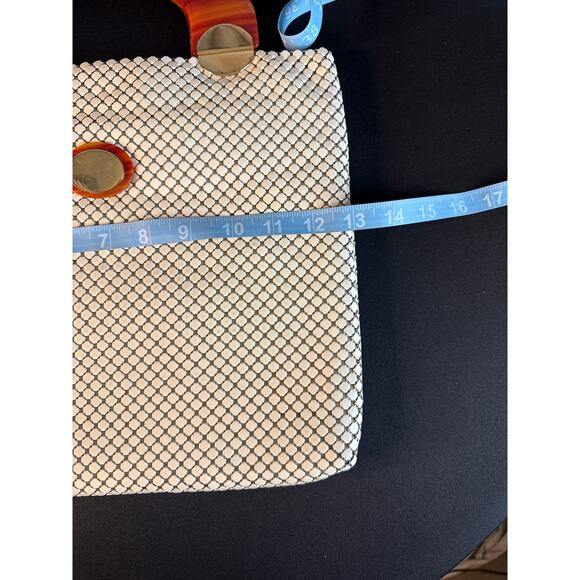 Vintage Whiting and Davis Cream and Brown Handled Handbag - Picture 7 of 7